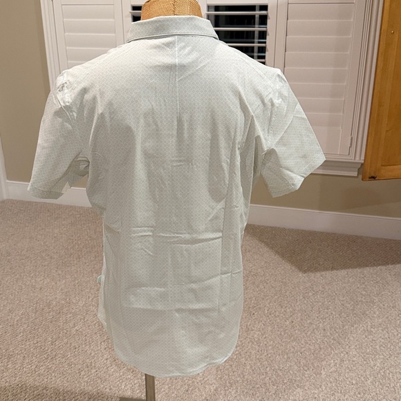 Lululemon Airing Easy Short Sleeve shirt, Large, NWT - Picture 5 of 8
